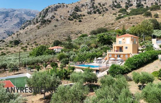 Дом в городе в Ханье