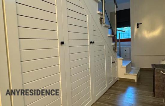 Дом в городе в Халкидики