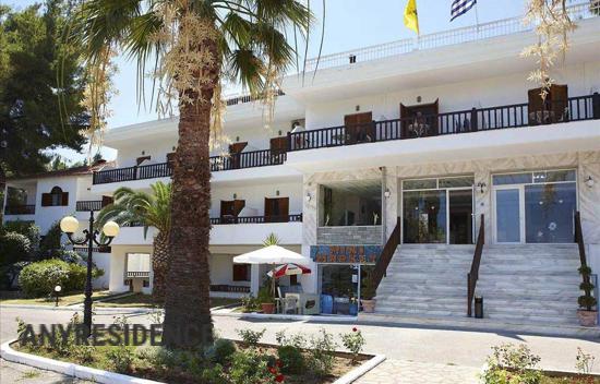 Отель в Кассандре