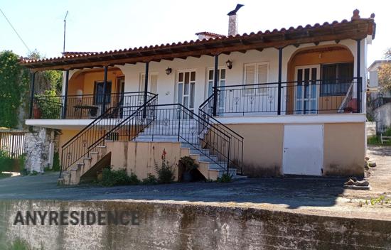 Дом в городе в Каламате