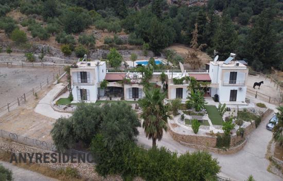 Дом в городе в Ханье