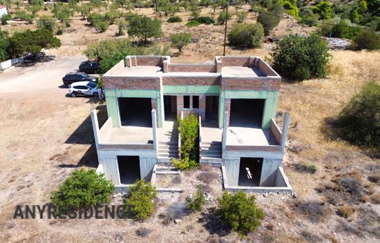 Новостройка в Лутраках