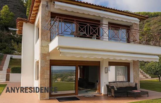 Дом в городе в Халкидики