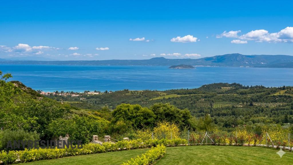 Вилла в Агиа Параскеви (Аттика), фото №9, объявление №2532804