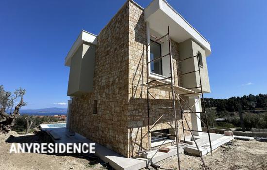 Дом в городе в Пефкохори