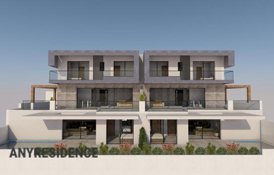 Дом в городе в Кассандре