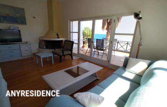 Таунхаус в Ситии