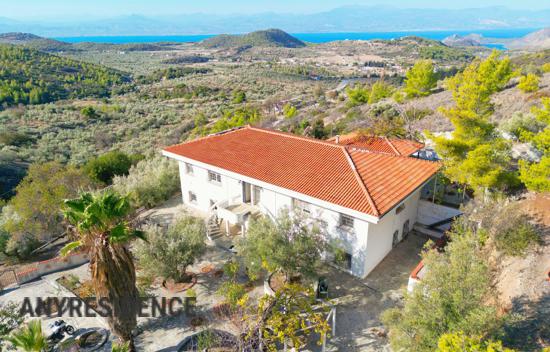 Вилла в Коринфии