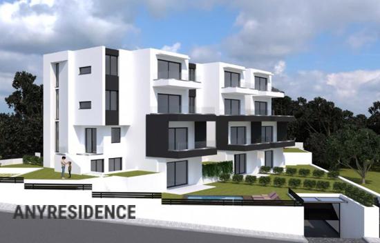 Дом в городе в Панораме