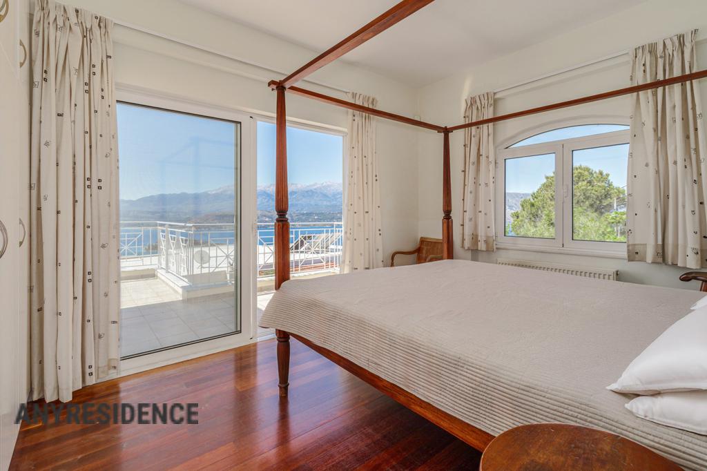 Дом в городе в Ханье, фото №2, объявление №2487807