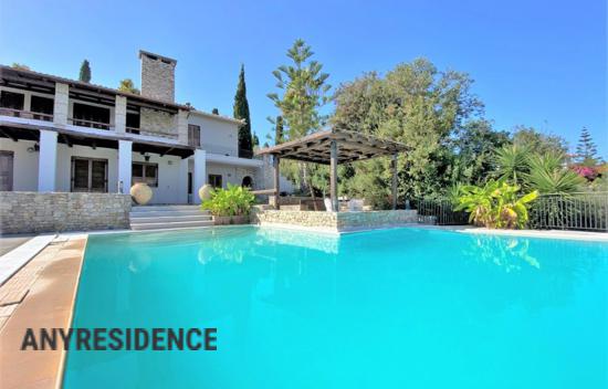 14-комн. вилла на Пелопоннесе