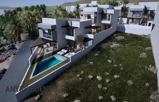 Новостройка в Сисси