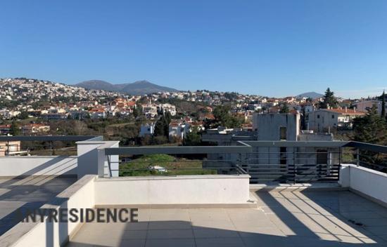 Дом в городе в Панораме