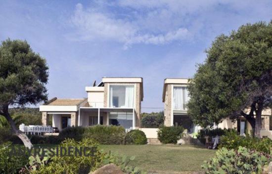 Вилла в Ситонии