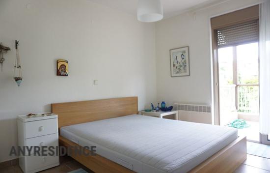 Дом в городе в Ханиоти