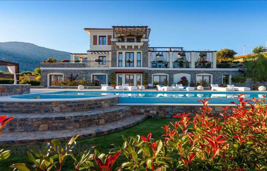 Вилла в Элунде