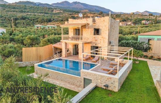 Дом в городе в Месинии