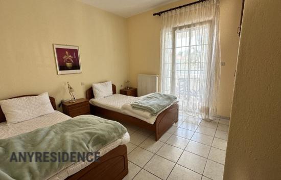 Отель в Никити