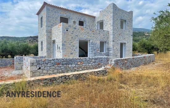 9-комн. дом в городе в Месинии