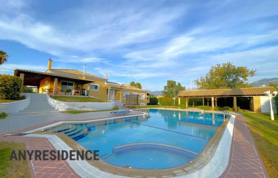 15-комн. вилла в Каламате