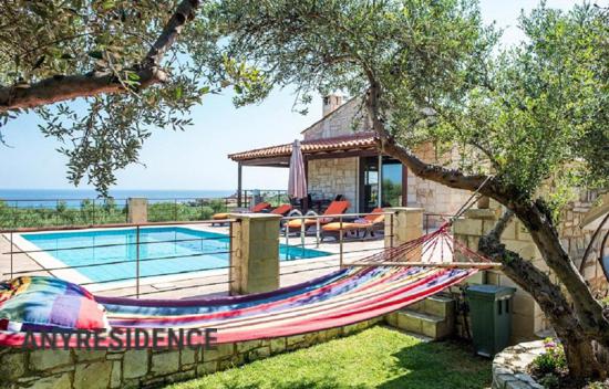 Дом в городе в Ханье