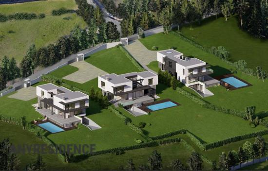 Дом в городе в Пилее