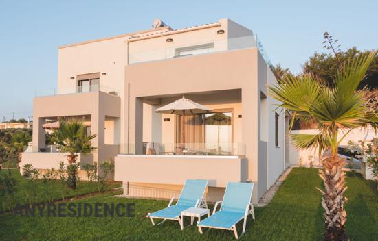 Дом в городе в Платаньясе