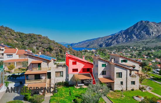 Квартира в Коринфии