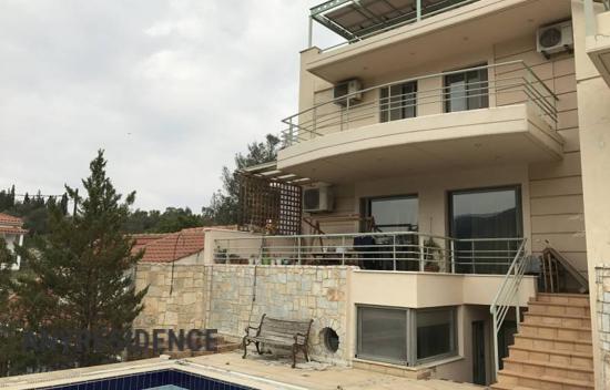 Вилла в Афинах