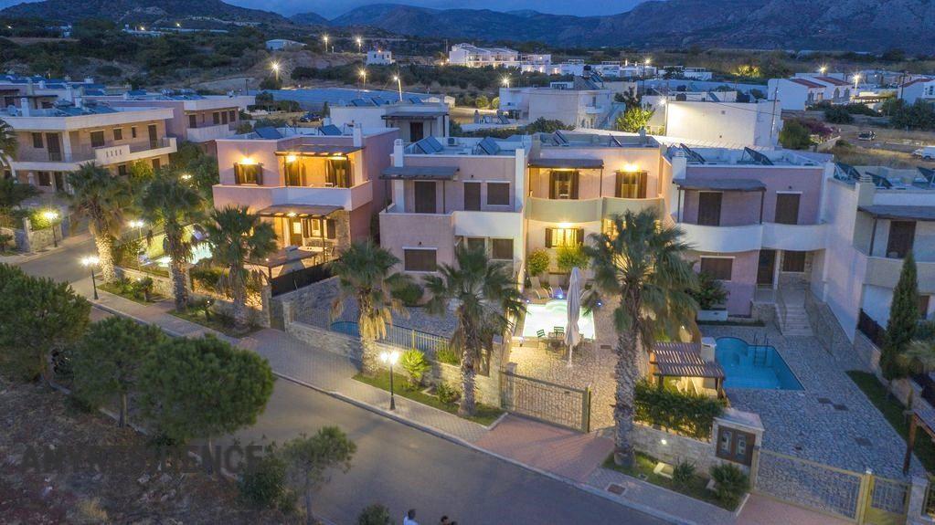 2-комн. квартира на Крите, фото №1, объявление №2284416