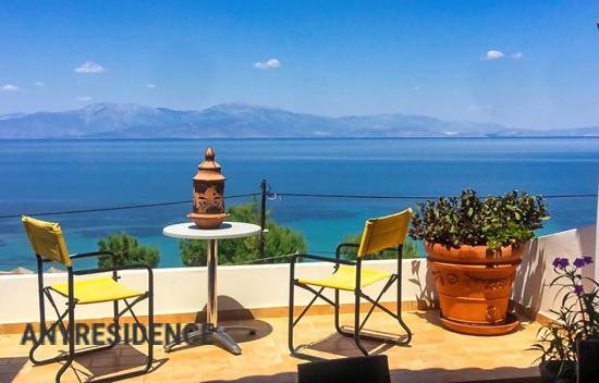 5-комн. квартира в Ксилокастроне