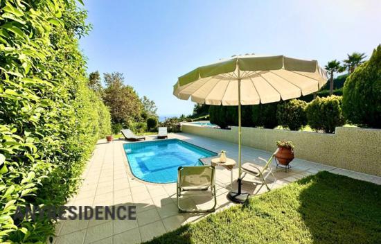 Дом в городе в Ханиоти