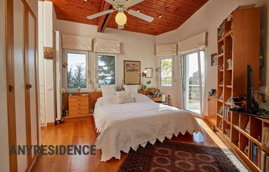 Дом в городе в Салониках