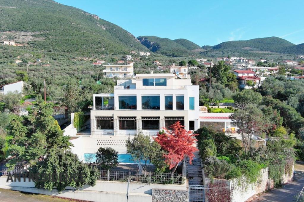 Вилла в Каламате, фото №2, объявление №2495230