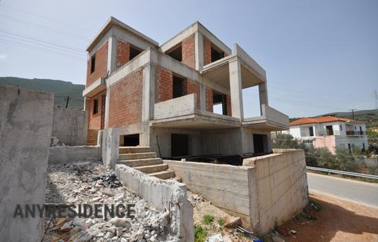 Дом в городе в Xiropigado