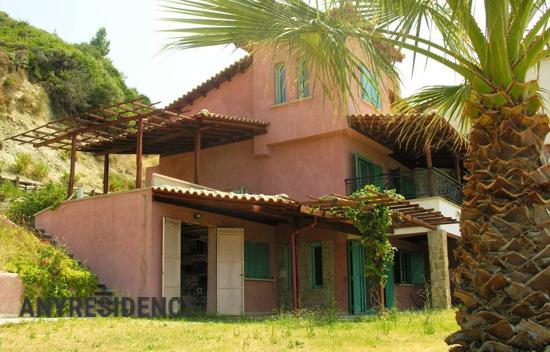 4-комн. дом в городе в Халкидики