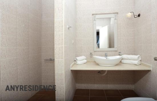 Отель в Агия Пелагия