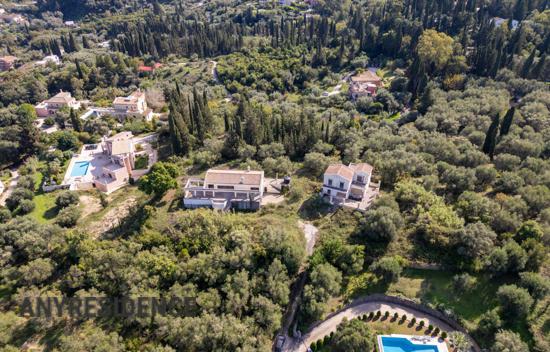 Вилла в Гувье