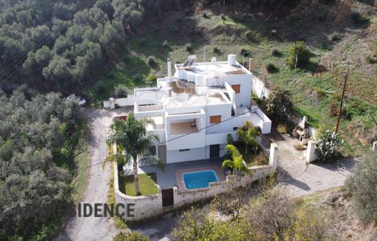 Дом в городе в Ханье