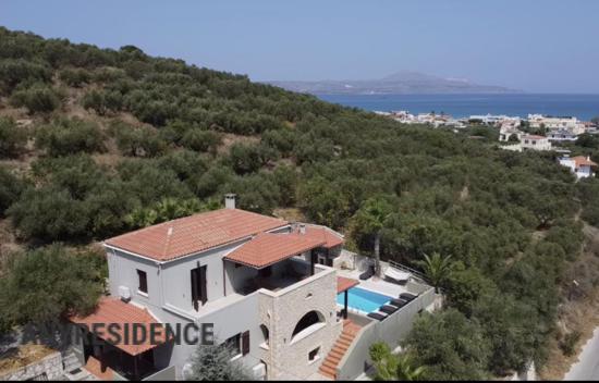 Вилла в Альмириде