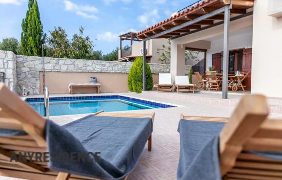 Вилла в Платаньясе