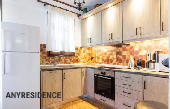 Дом в городе в Халкидики