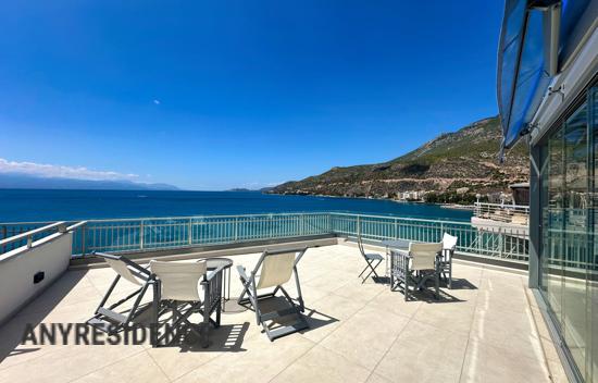 Пентхаус в Лутраках