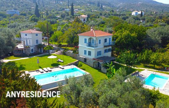 17-комн. вилла в Галатасе