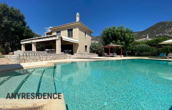 Вилла на Пелопоннесе