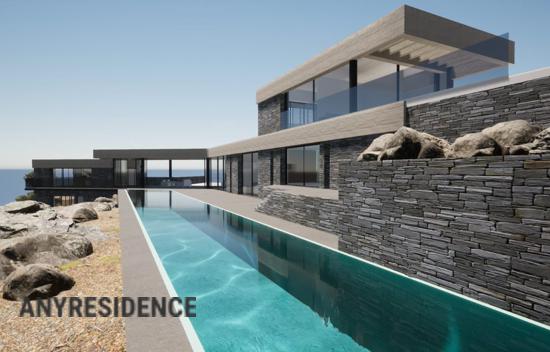 Дом в городе в Кефаласе