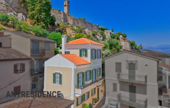 Дом в городе в Нафплионе