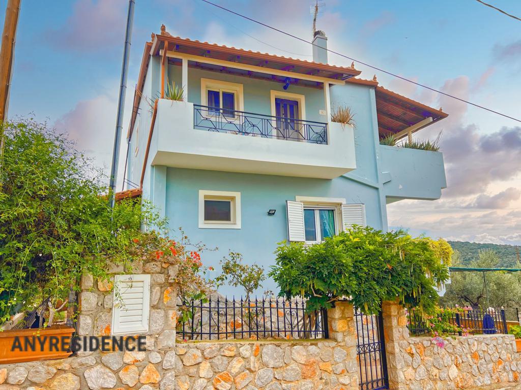 Дом в городе в Коринфии, фото №1, объявление №2488069