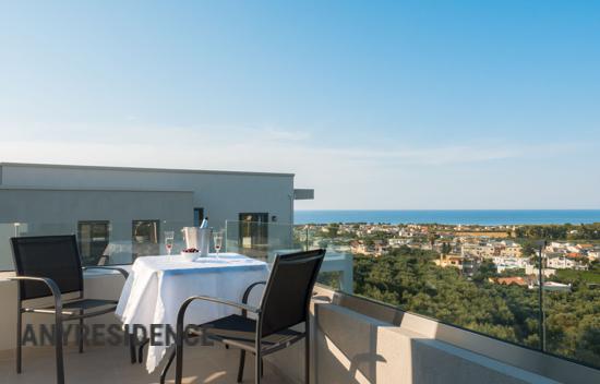 Дом в городе в Платаньясе