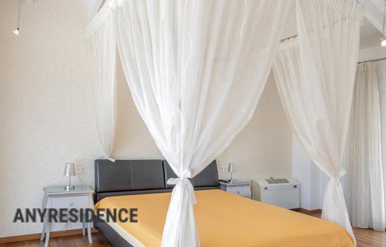 Вилла в Гувье